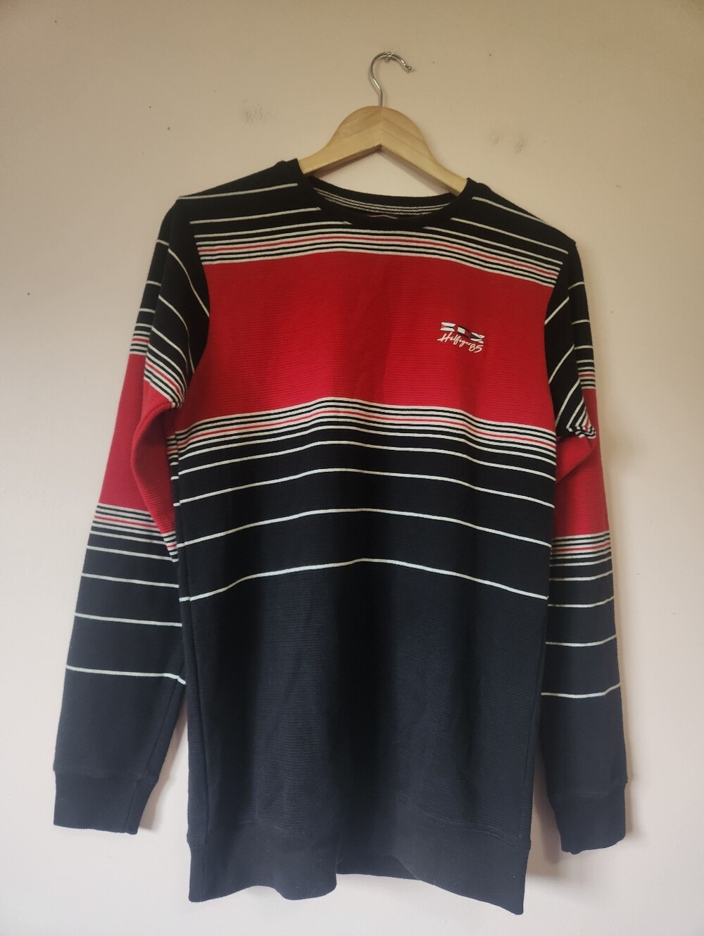 Tommy Hilfiger Boys Youth XXL Hilfiger 85 Textured Striped Crewneck Sweater EUC